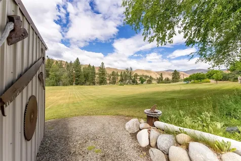 30 Whitewater Drive Pateros WA 98846