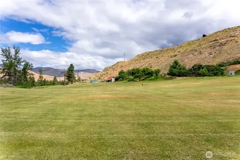 30 Whitewater Drive Pateros WA 98846