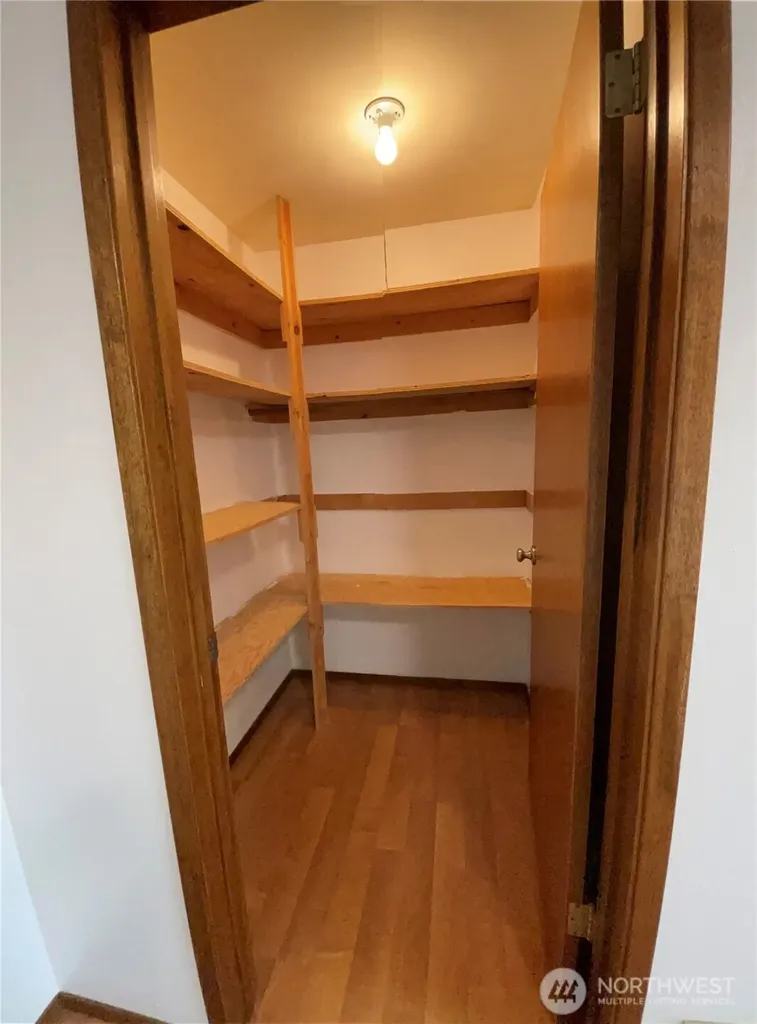 731 N 94th Street Seattle WA 98103
