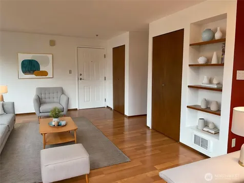 731 N 94th Street Seattle WA 98103