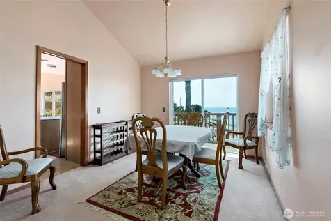 2345 W Beach Road Oak Harbor WA 98277