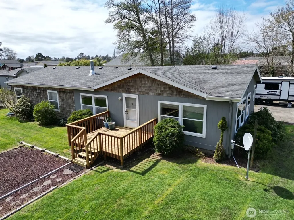 305 Godsey Lane Long Beach WA 98631
