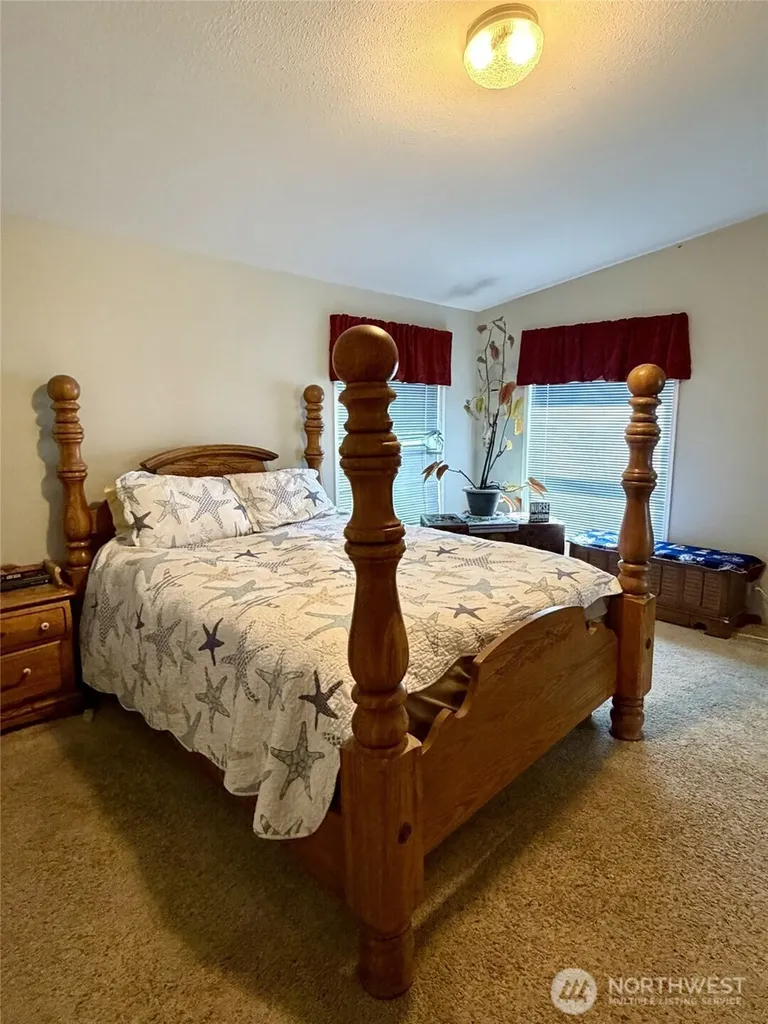 305 Godsey Lane Long Beach WA 98631