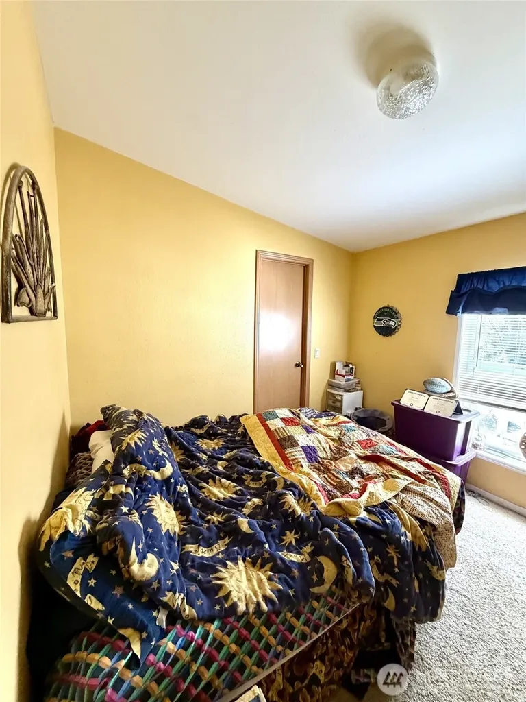 305 Godsey Lane Long Beach WA 98631