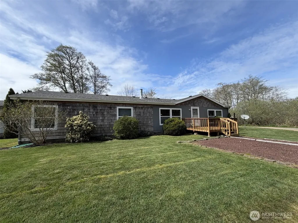 305 Godsey Lane Long Beach WA 98631
