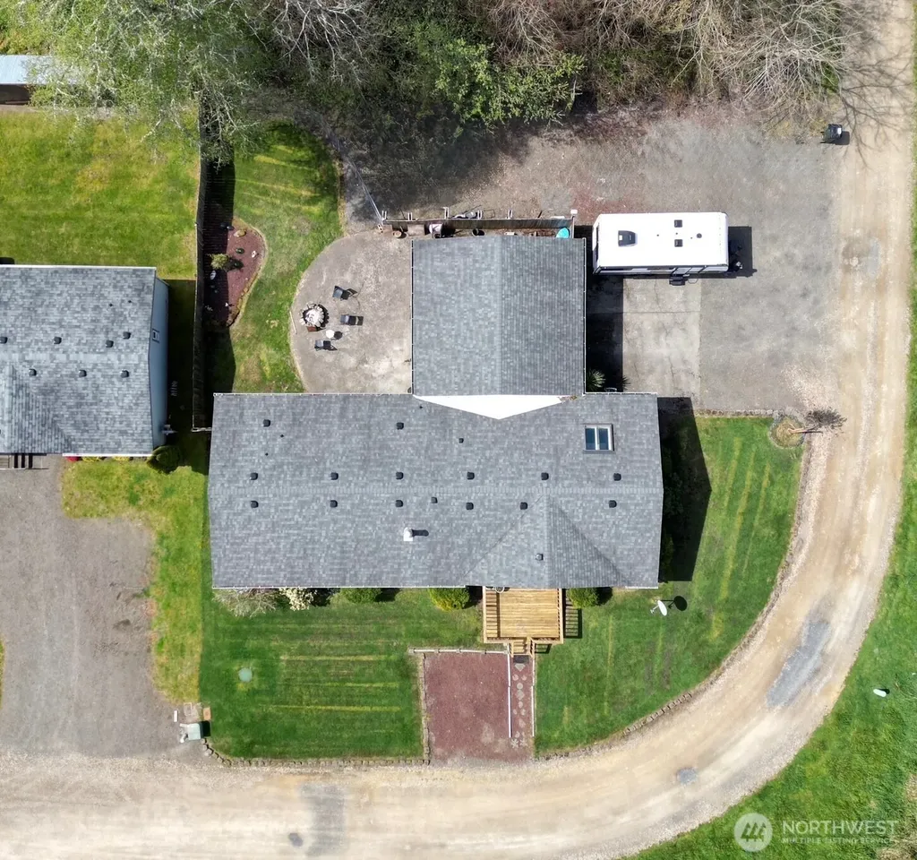 305 Godsey Lane Long Beach WA 98631
