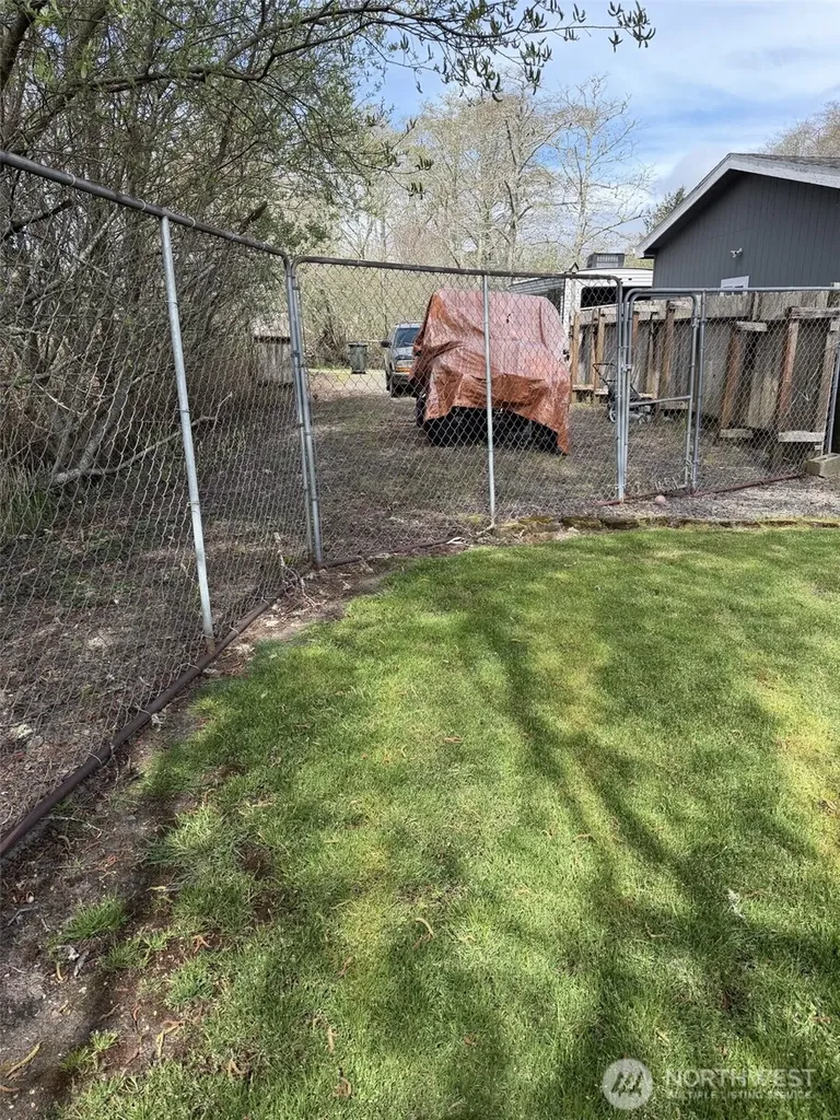 305 Godsey Lane Long Beach WA 98631