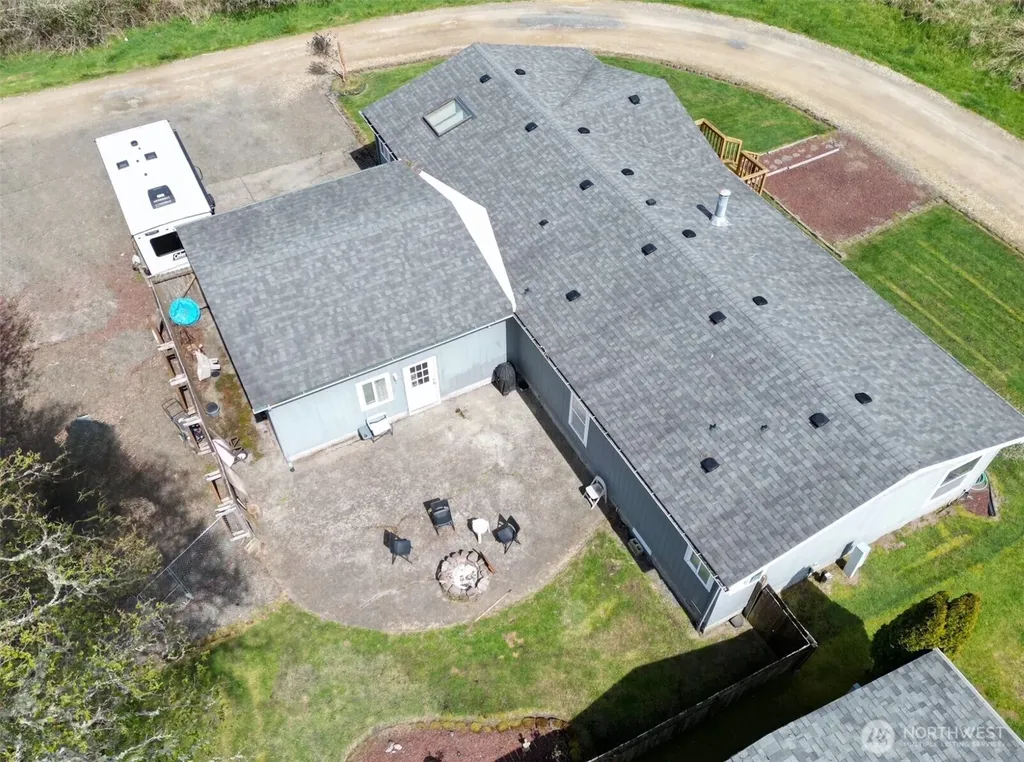 305 Godsey Lane Long Beach WA 98631