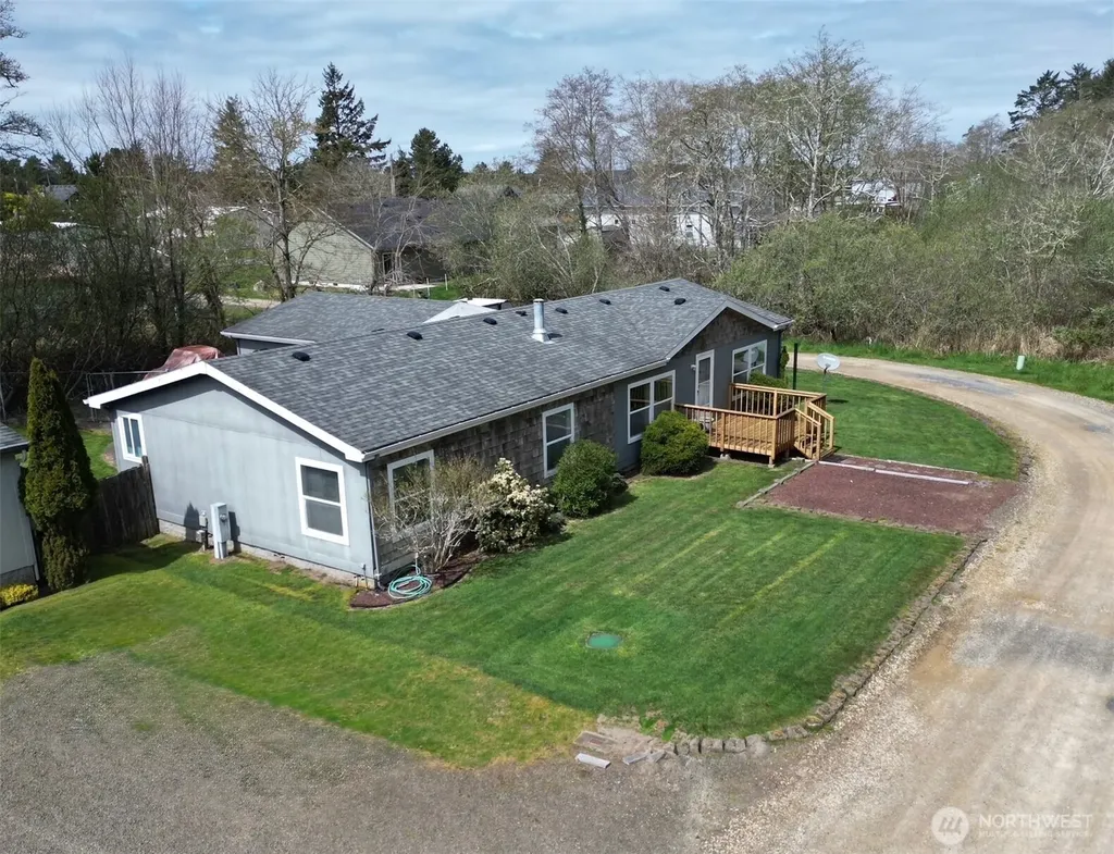 305 Godsey Lane Long Beach WA 98631