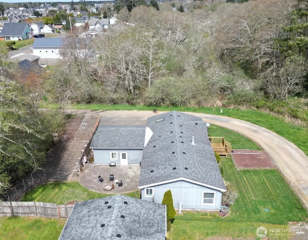 305 Godsey Lane Long Beach WA 98631
