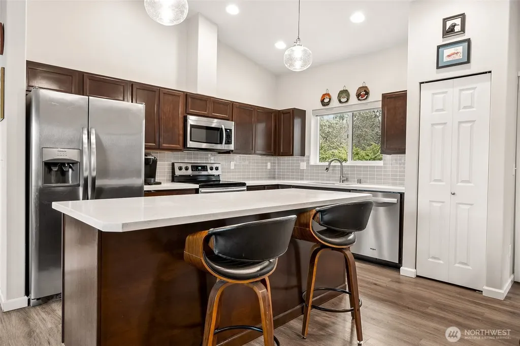 830 Wawona Avenue SW Ocean Shores WA 98569