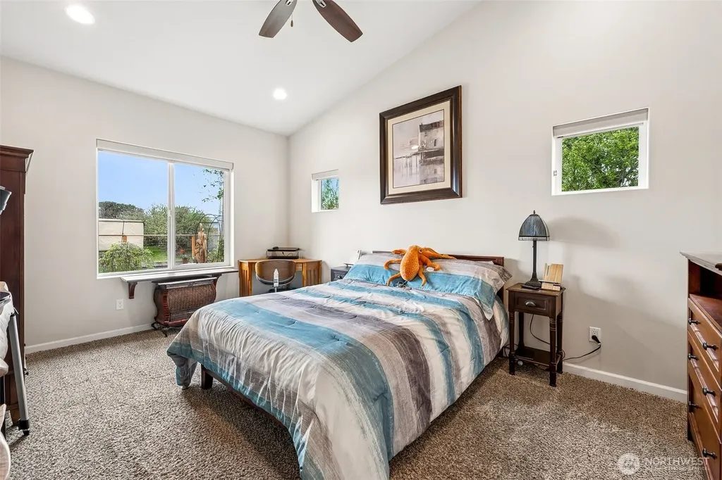 830 Wawona Avenue SW Ocean Shores WA 98569