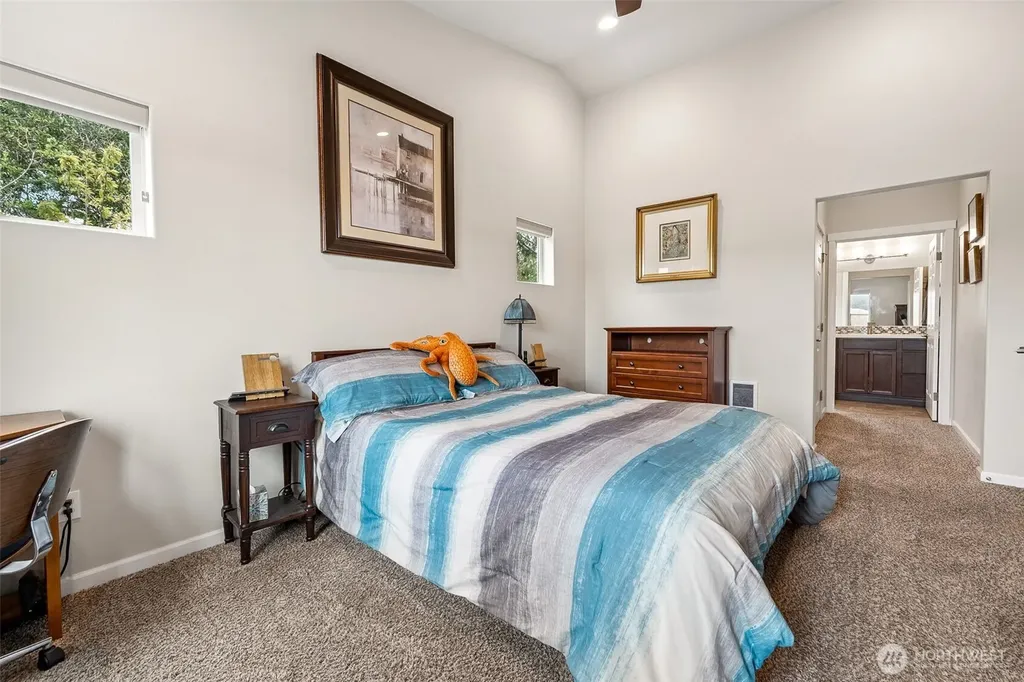 830 Wawona Avenue SW Ocean Shores WA 98569