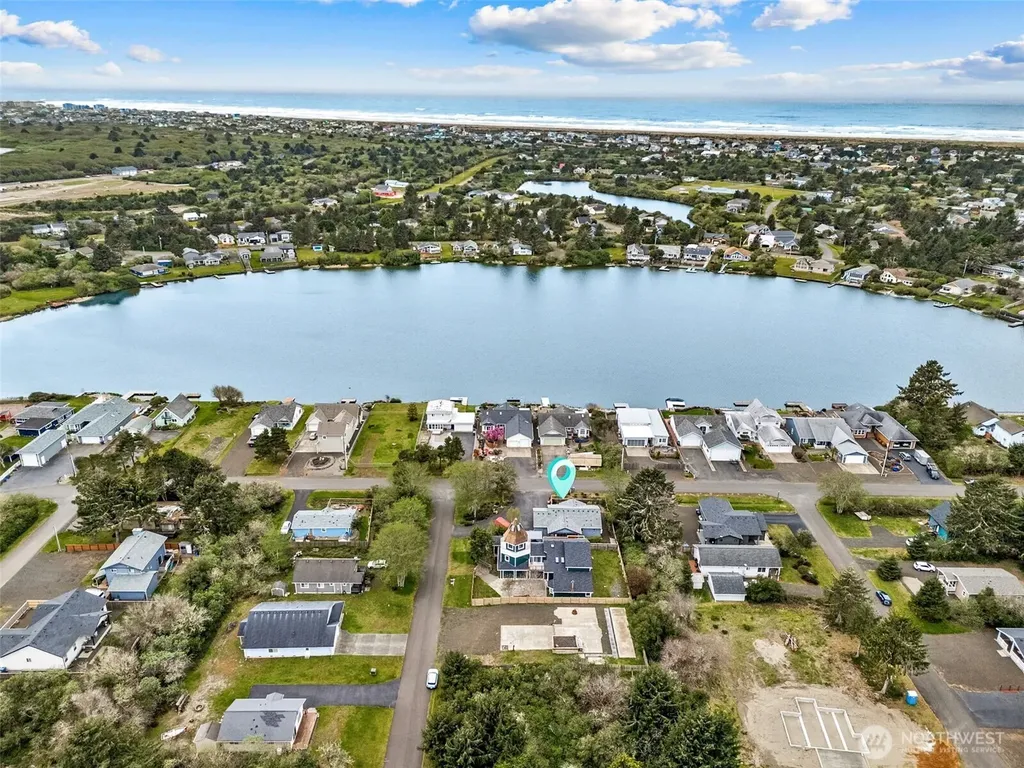 830 Wawona Avenue SW Ocean Shores WA 98569