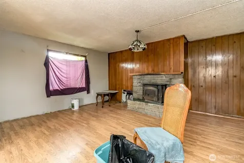 1437 E 30th Street Tacoma WA 98404