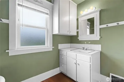 3740 N 30th Street Tacoma WA 98407