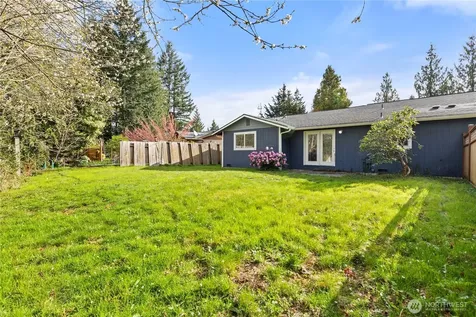 10236 42nd Avenue NE Marysville WA 98271