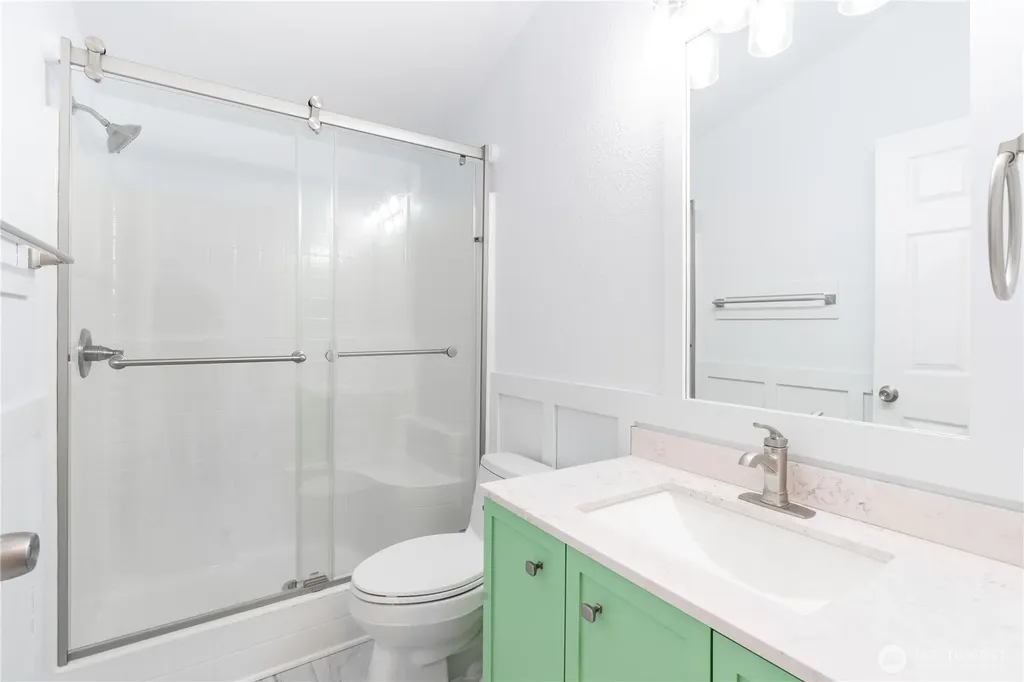 799 King Road Winlock WA 98596