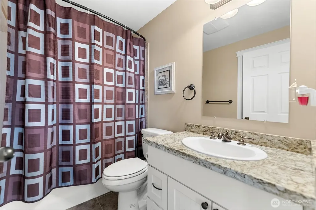 24 Sandalia Court Oroville WA 98844