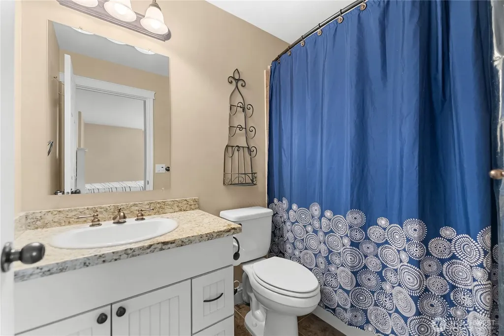 24 Sandalia Court Oroville WA 98844