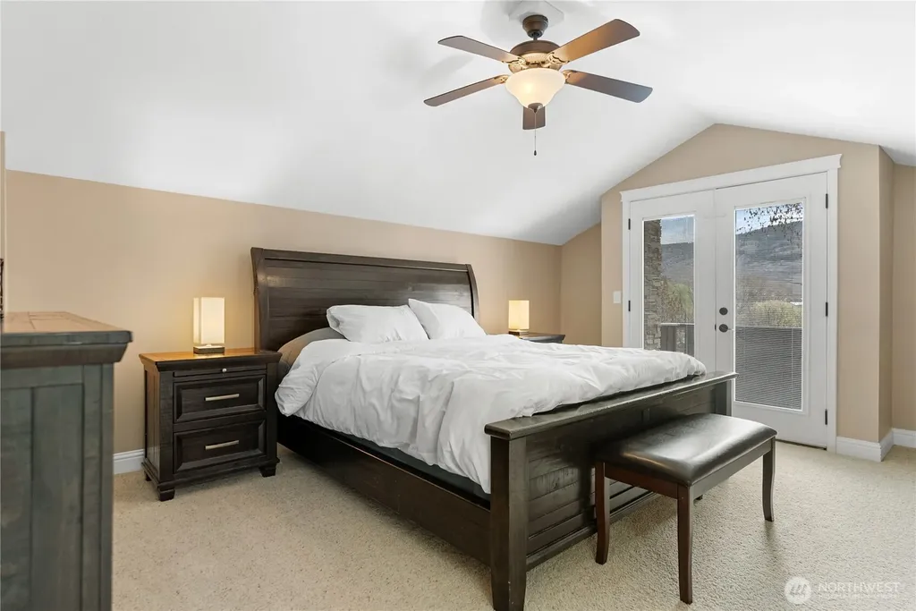 24 Sandalia Court Oroville WA 98844