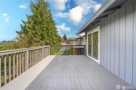 5033 37th Street NE Tacoma WA 98422