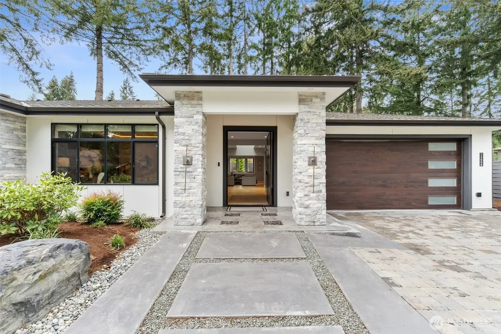 12608 NE 30th Street Bellevue WA 98005