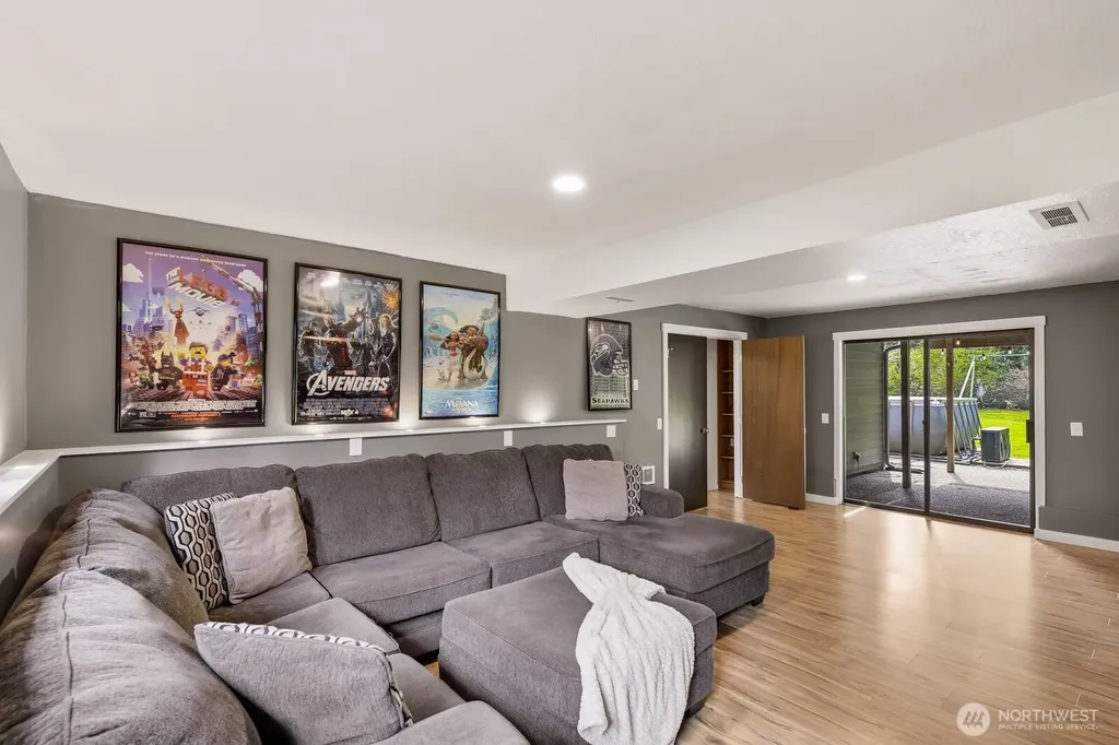 13717 46th Avenue W Edmonds WA 98026