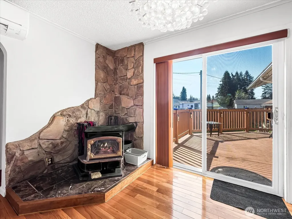 2210 63rd Street SE Everett WA 98203