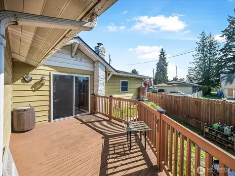 2210 63rd Street SE Everett WA 98203