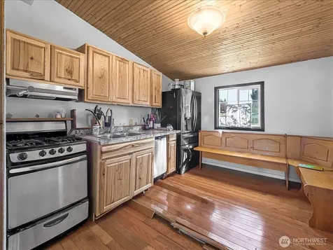 2210 63rd Street SE Everett WA 98203