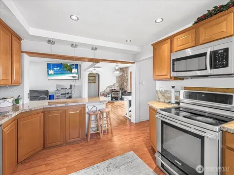 2210 63rd Street SE Everett WA 98203