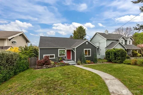 8450 E Side Drive NE Tacoma WA 98422