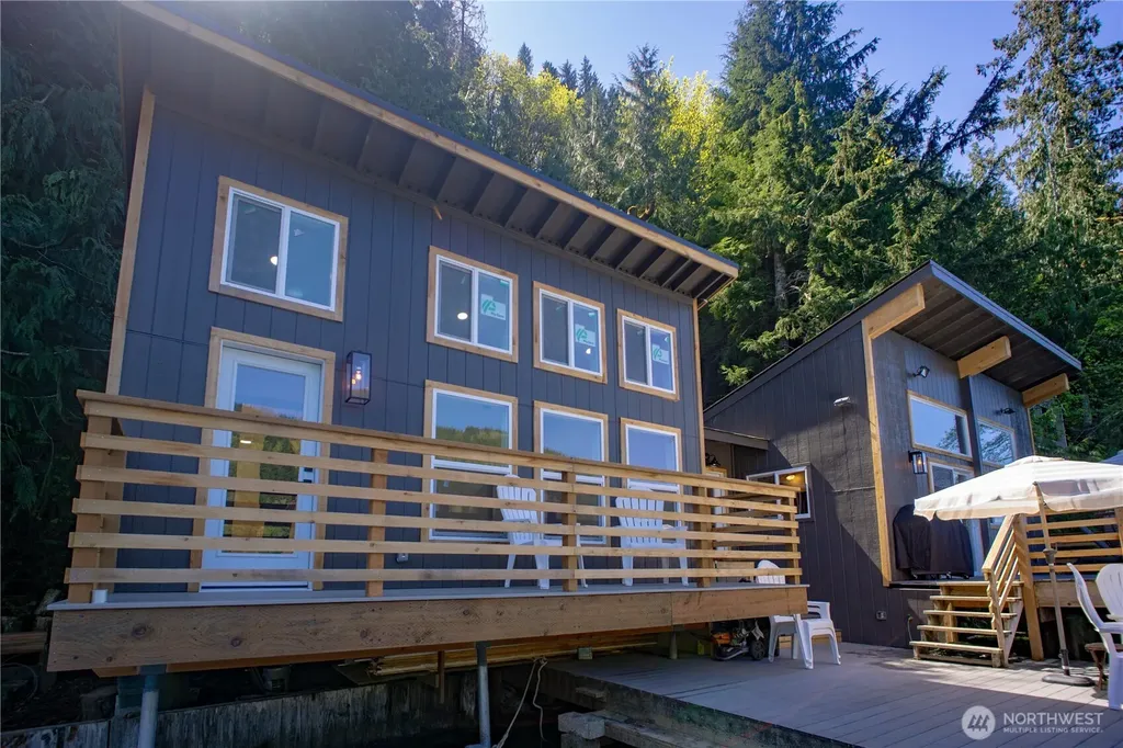 570 S Shore Road Port Angeles WA 98363