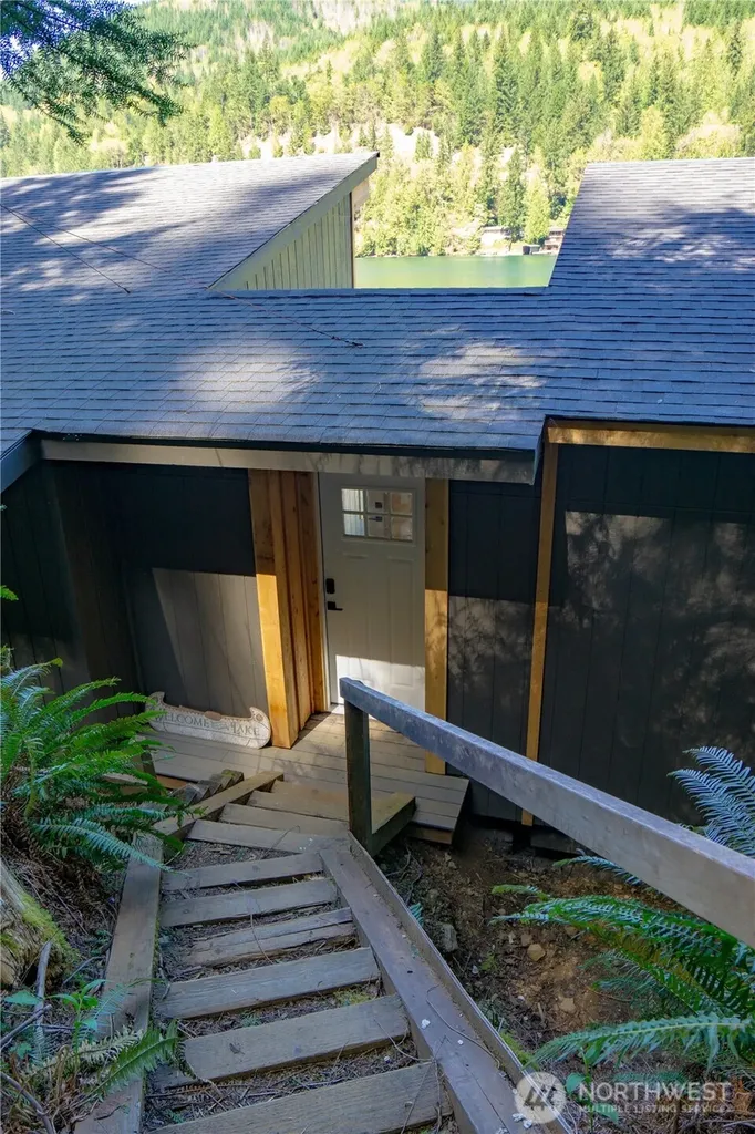 570 S Shore Road Port Angeles WA 98363