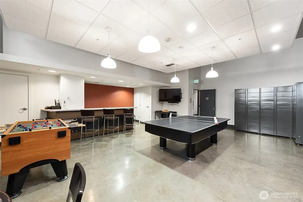 900 Lenora Street Seattle WA 98121