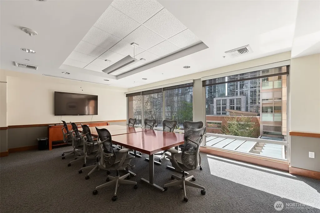 900 Lenora Street Seattle WA 98121