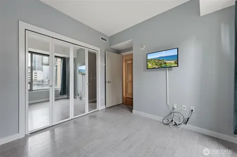 900 Lenora Street Seattle WA 98121