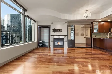 900 Lenora Street Seattle WA 98121