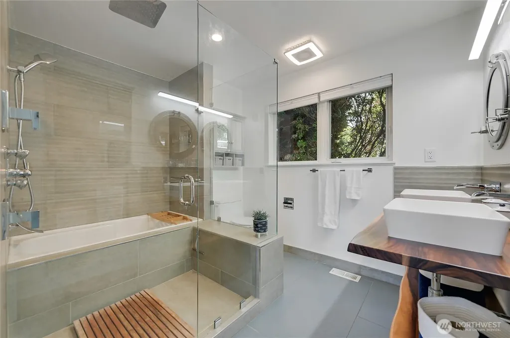 30 Adventurer Lane Port Ludlow WA 98365