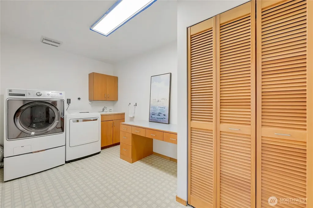 30 Adventurer Lane Port Ludlow WA 98365