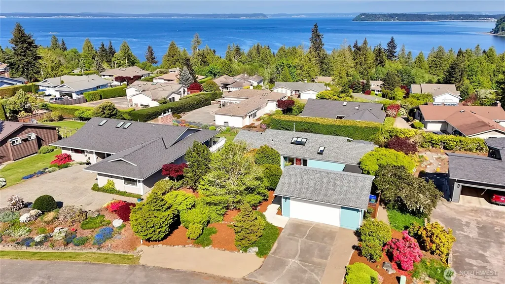30 Adventurer Lane Port Ludlow WA 98365