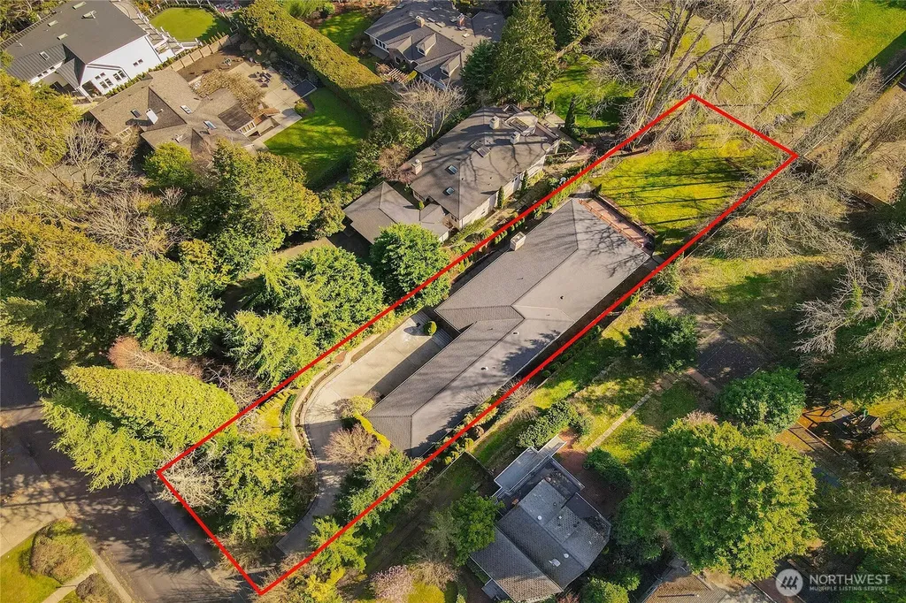 7661 NE 14th Street Medina WA 98039