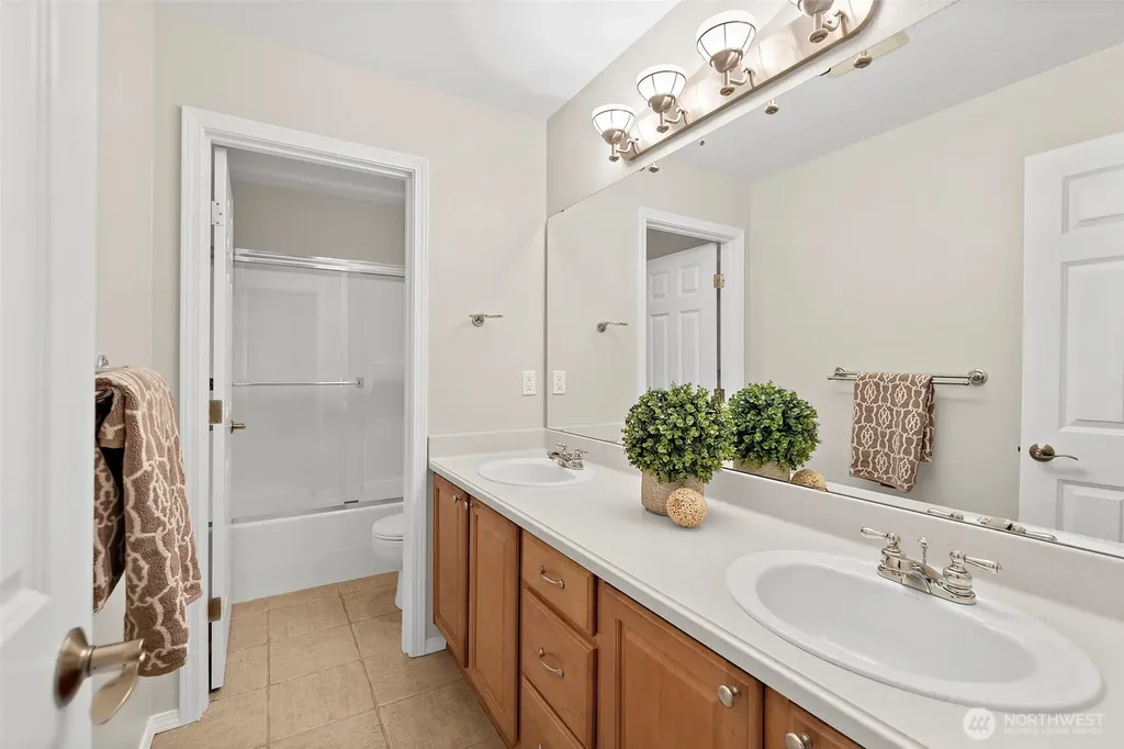 24931 234th Place SE Maple Valley WA 98038