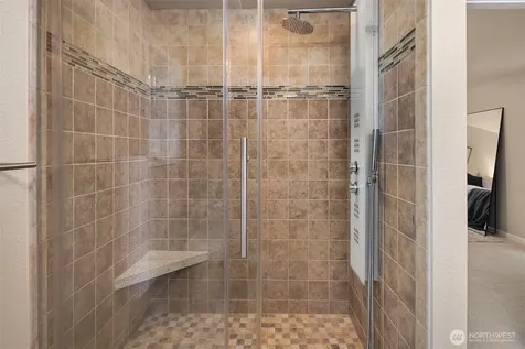 4222 205th Place NE Sammamish WA 98074