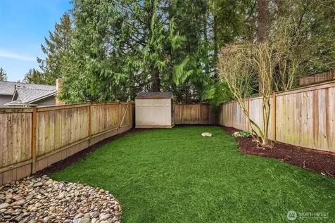 4222 205th Place NE Sammamish WA 98074