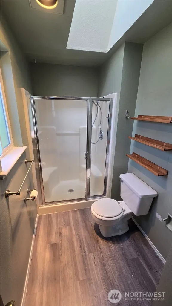 73 NW Roeder Drive Oak Harbor WA 98277