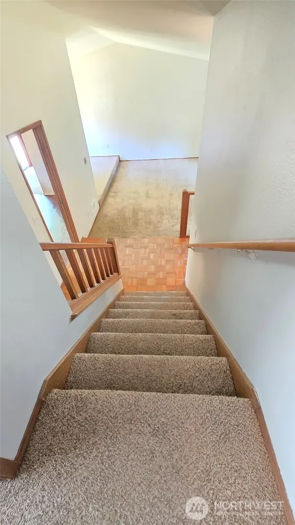 73 NW Roeder Drive Oak Harbor WA 98277