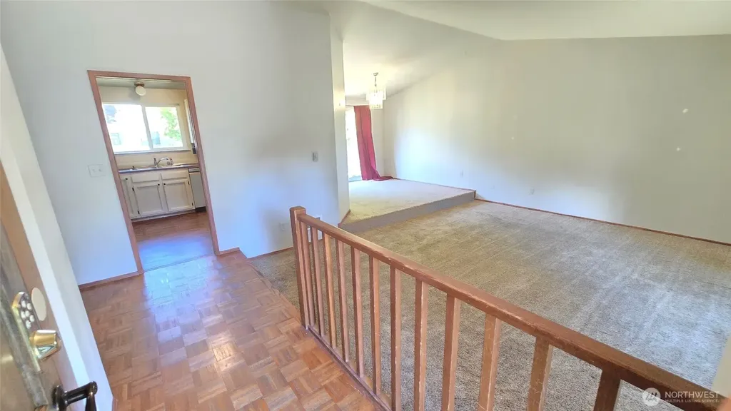 73 NW Roeder Drive Oak Harbor WA 98277