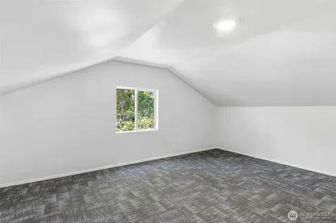 18024 Corliss Avenue N Shoreline WA 98133